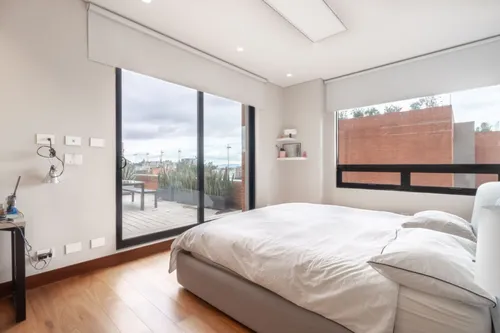 Apartamento En Arriendo En Los Rosales. Cod A23609