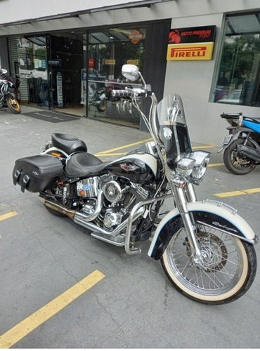 Harley Davidson Deluxe