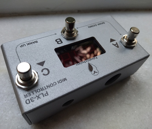 Controlador Midi 3 Foots - Hx Ampero2 Boss Fractal Headrush Prateado