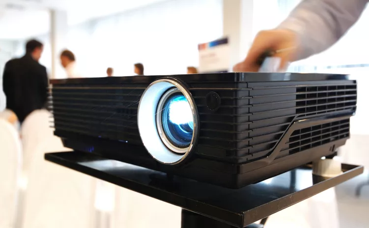 El nuevo proyector de Philips, ideal para hacerse un cine de