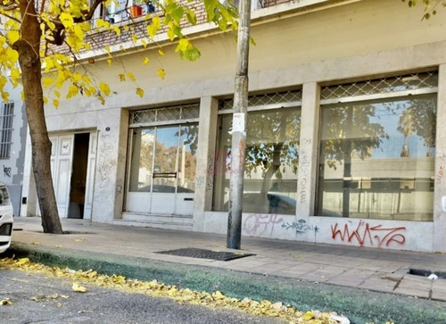 Imagen 4 de 12 de Greenwood Alquila Local Amplio Y Con Excelente Ubicación En La Ciudad De Mendoza