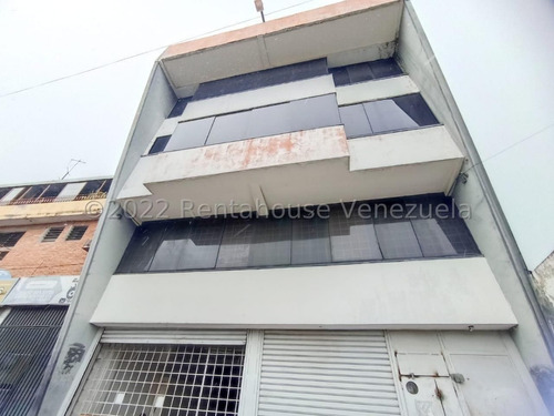 Monica Carrasquel Vende, Edificio En Venta En Avenida Libertador, Lara - Cod 2 3 1 5 2 5 2 
