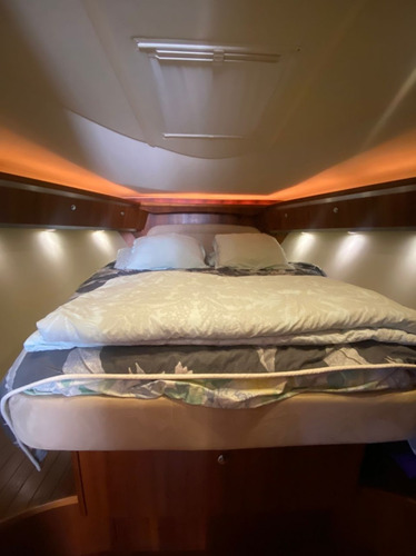 Imagen 6 de 13 de Yate Tiara Sovran 3600 41.8 Lv2070