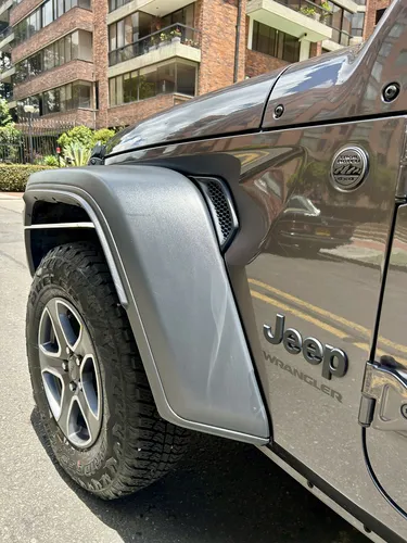 Jeep Wrangler 3.6 Sport Unlimited