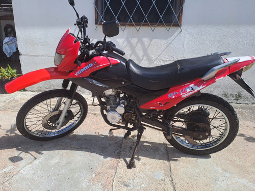 Yumbo Skua 125