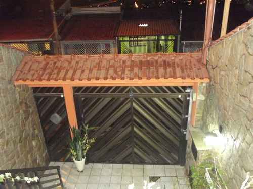 Sobrado 3 Dorms, (3 Suites),5 Banheiros, Garagem 5 Carros, Cozinha,churrasqueira