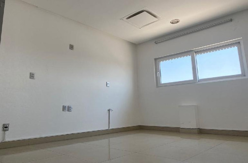 Imagen 2 de 10 de Oficina En Renta Torre Sur Penthouse