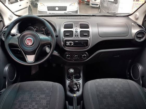 Imagem 4 de 15 de Fiat Palio 1.0 Mpi Attractive 8v Flex 4p Manual