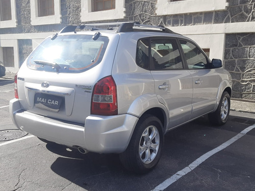 Hyundai Tucson 2.0 MPFI GLS 16V 143CV 2WD FLEX 4P AUTOMÁTICO