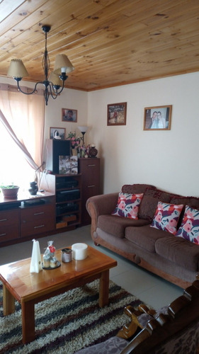 Amplia Casa Más Una Segunda Interior, Cercana Al Centro
