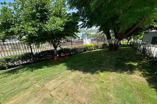 Venta De Departamento En Colinas Del Santuario Corregidora