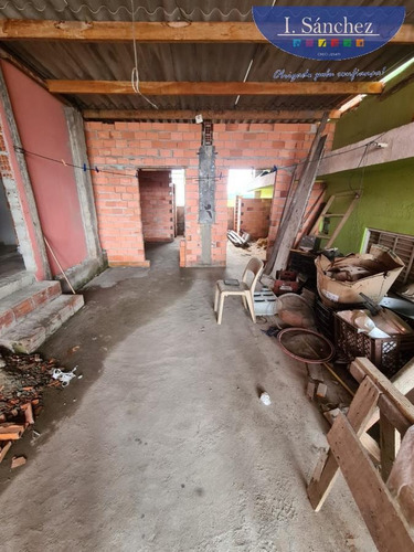 Imagem 5 de 15 de Casa Para Venda Em Itaquaquecetuba, Jardim Ipê, 2 Dormitórios, 1 Suíte, 6 Banheiros - 210108a_1-1710524