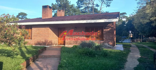 Venta De Casa Ideal Para Clinica U Oficina
