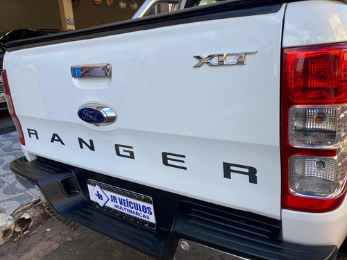 Imagem 7 de 12 de Ford Ranger 2017 3.2 Xlt Cab. Dupla 4x4 Aut. 4p