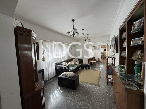 Casa Chalet En Venta En Adrogué, Almirante Brown, G.b.a. Zona Sur