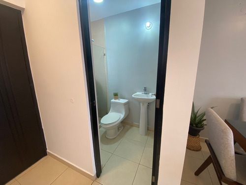 Imagen 16 de 30 de Casa En Venta 2 Rec. Estudio O Rec. Adicional En Pb Zakia