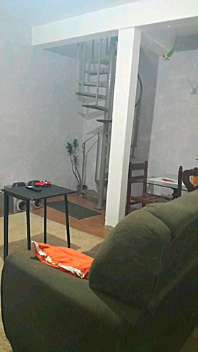 Sobrado Com Casa Nos Fundos E Um Ponto Residencial Do Lado