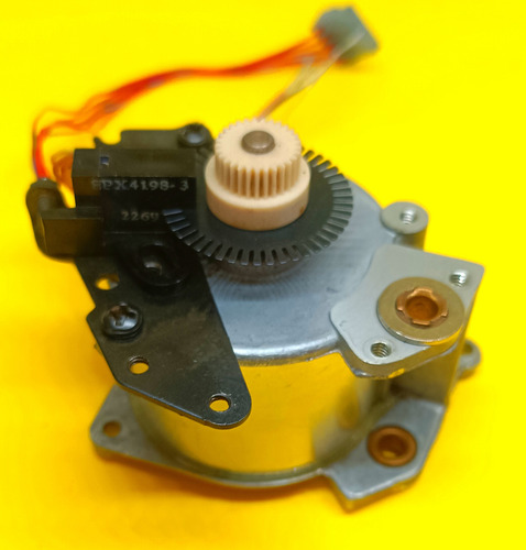 Motor A Pasos Con Encoder 48 Pil/rev, Control Electrónico 5v (Usado)