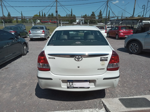 Toyota Etios 1.5 Platinum At 4p