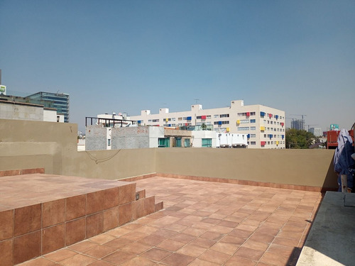 Renta Departamento Con Balcón -excelente Ubicación En La Nápoles-