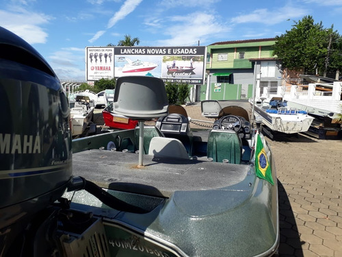 Lancha Quest Z21 Ano Casco 2008 Motor Yamaha 200hp 2015