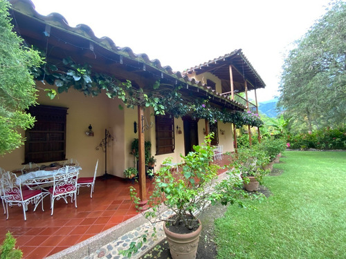 Imagen 5 de 13 de Casa Hermosa En Sopetran! Con Lote Totalmente Plano!
