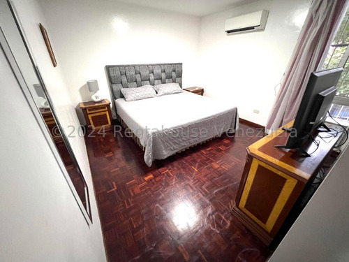 Apartamento En Alquiler, Las Mercedes #25-5812