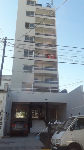 Imagen 1 de 9 de Departamento En Venta En Lanus Oeste