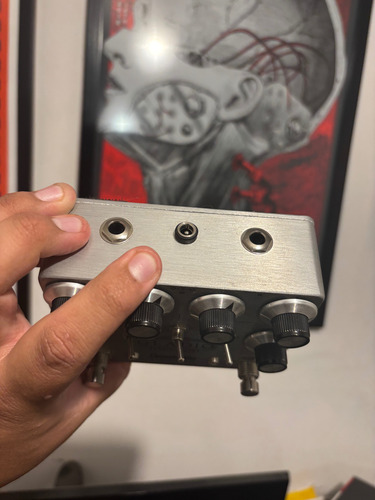 Gladio Cornerstone Dual Overdrive Strymon Boss Fuzz Gris (Usado)