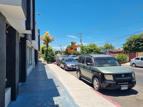 20 Colima, Local Comercial