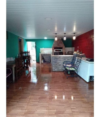 Imagen 5 de 8 de Vendo Casa En San Juan Del Paraná, A Media Cuadra De La Municipalidad: 2 Habitaciones Y 1 Baño