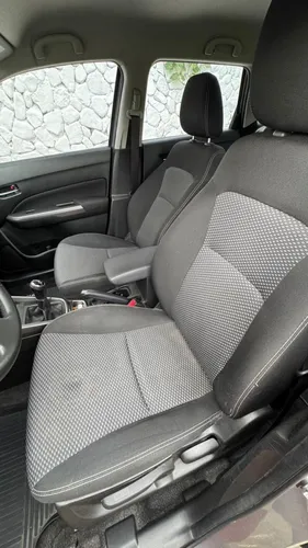 Suzuki Vitara Live 2022