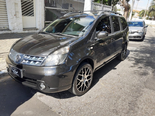 Imagem 1 de 8 de Grnd Livina 7 Lugares