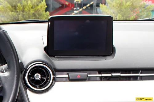 Mazda 2 Touring Sedan 2024