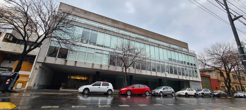 Imagen 1 de 30 de Edificio Comercial - Parque Patricios