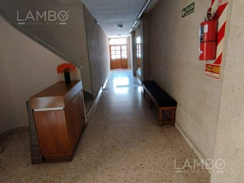 Imagen 6 de 12 de Venta Departamento Centro Bahia Blanca