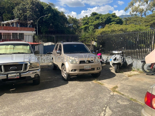 Se Ofrece En Alquiler Acogedor, Comodo E Iluminado Apartamento Ubicado En Colinas De Bello Monte