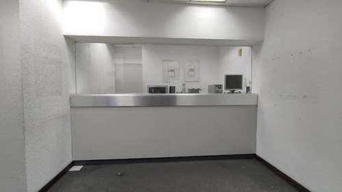 Imagen 12 de 18 de Se Vende Oficina 1300m2,160p,11b La Castellana