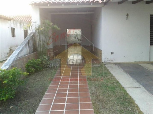 Imagen 4 de 7 de Townhouse En Venta En La Cumaca