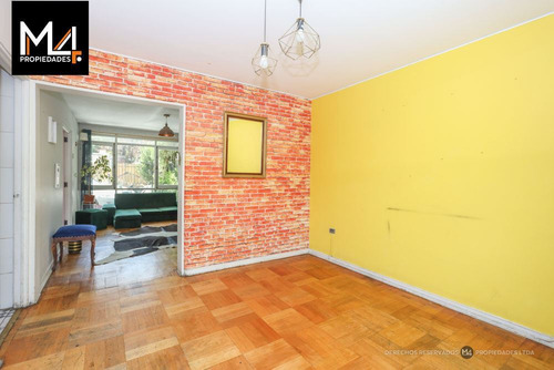 Casa En Venta En Las Condes 3 Dormi, Mas Servicio Y Estar