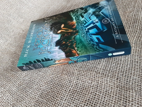 Livro Percy Jackson E Os Olimpianos. 4 - A Batalha Do Labiri