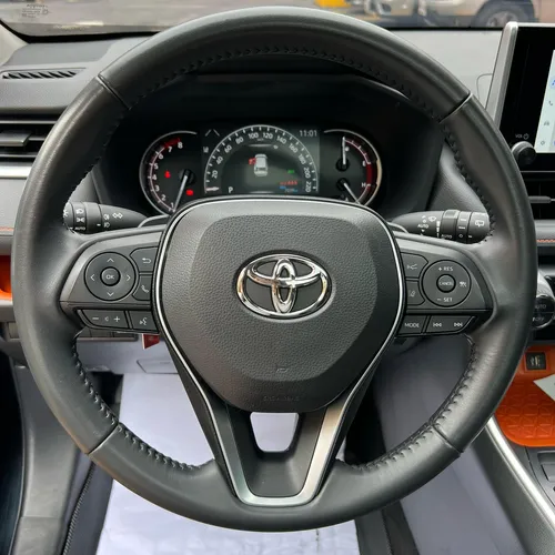Toyota RAV4 2.5L X-Road 4X4