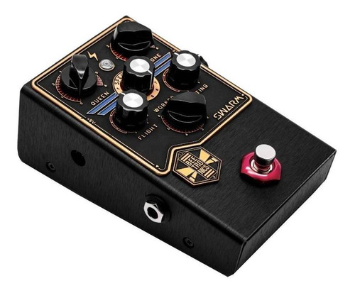 Imagem 2 de 3 de Pedal de efeito para instrumento de cordas Beetronics Swarm preto