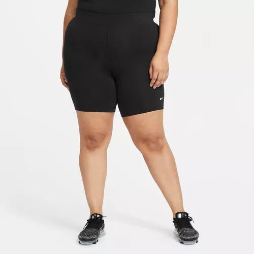 Plus Size - Shorts Nike Sportswear Essential Feminino