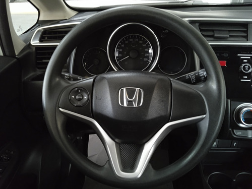 Imagen 12 de 15 de Honda Fit 2017
