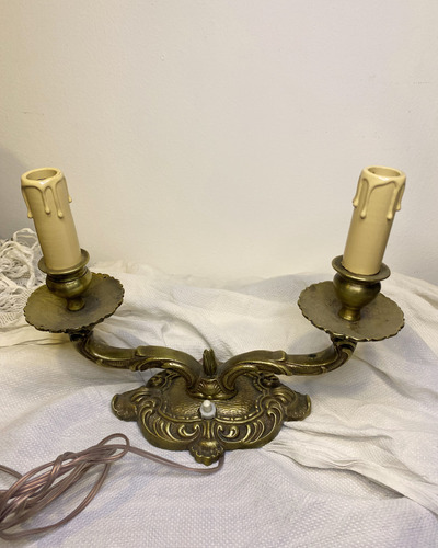 Veladores Tipo Candelabros De Bronce Antiguos (par) (Usado)