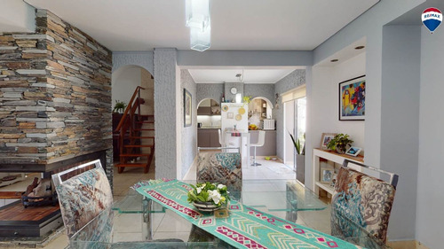 Imagen 6 de 30 de Casa 5 Ambientes En Venta Castelar Norte