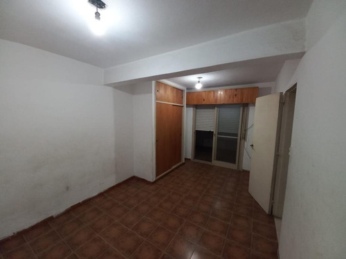 Imagen 7 de 15 de Oportunidad!! 2 Ph 3 Ambientes Y Monoambiente