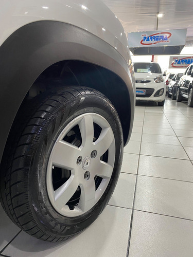 Imagem 18 de 20 de Renault Kwid 1.0 12v Sce Zen 2019