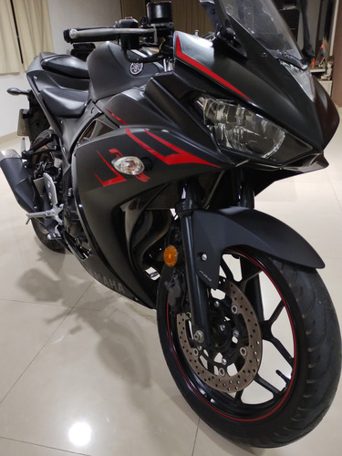 Yamaha R3